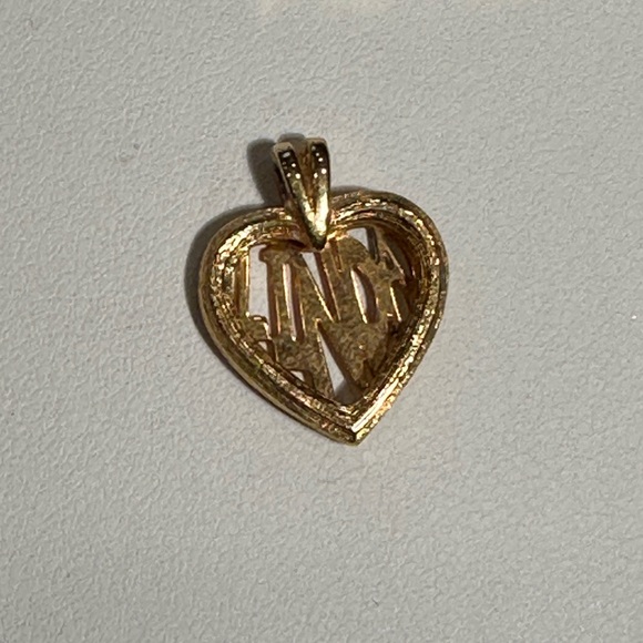 Linda Pin & Pendant Gold-tone - Picture 6 of 12